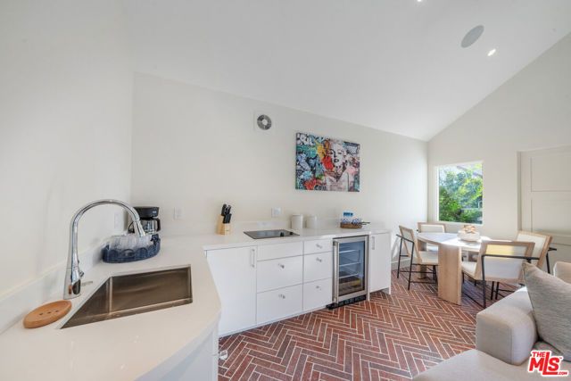 1222 S Genesee Avenue, Los Angeles, CA 90019