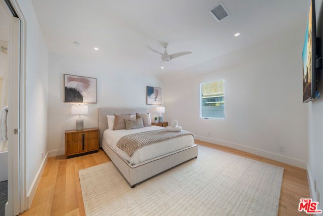 1222 S Genesee Avenue, Los Angeles, CA 90019