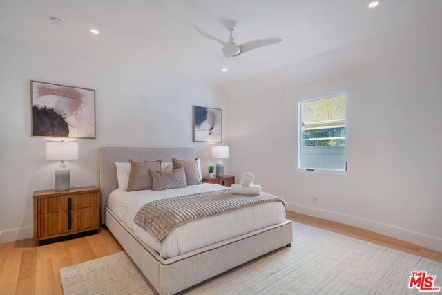 1222 S Genesee Avenue, Los Angeles, CA 90019