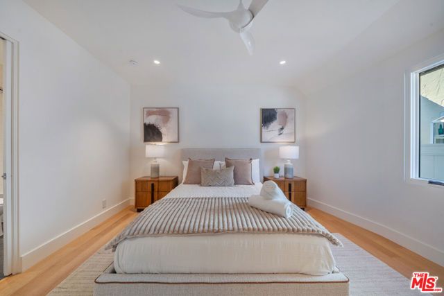 1222 S Genesee Avenue, Los Angeles, CA 90019