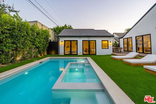 1222 S Genesee Avenue, Los Angeles, CA 90019