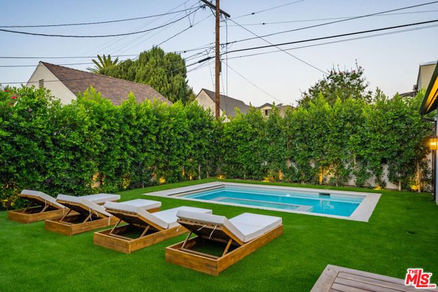 1222 S Genesee Avenue, Los Angeles, CA 90019