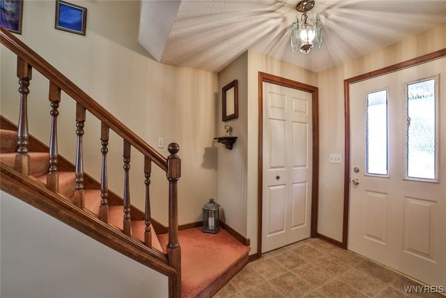 27 Independence Drive, Lockport City, NY 14094