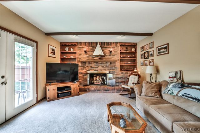 27 Independence Drive, Lockport City, NY 14094