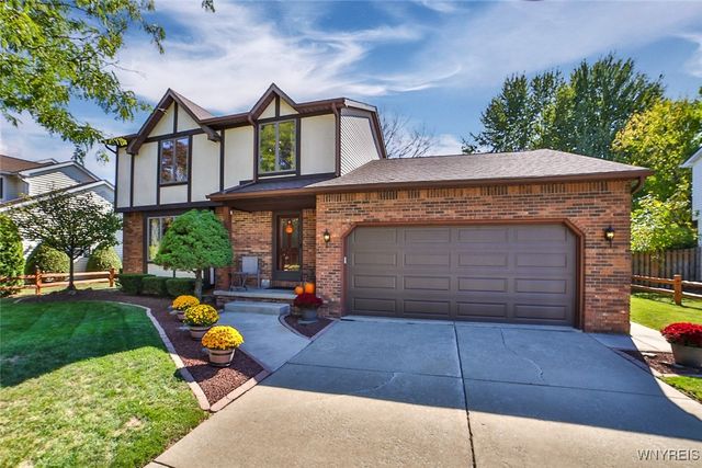 27 Independence Drive, Lockport City, NY 14094