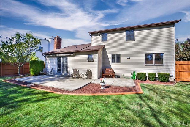 27 Independence Drive, Lockport City, NY 14094