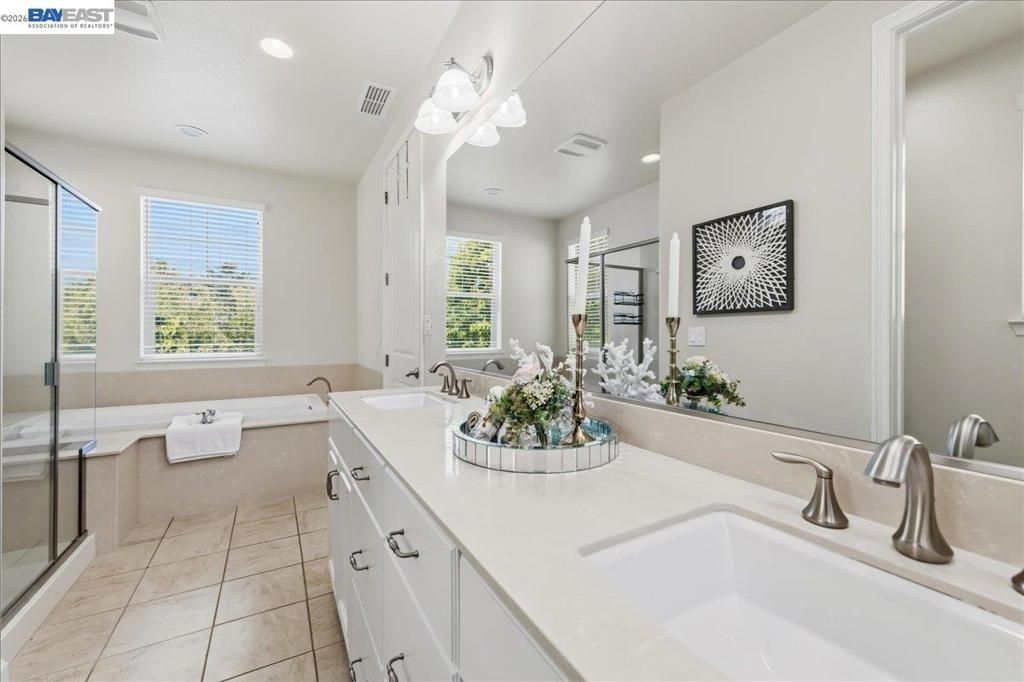 Image 24 of property listing at 3135 Central Pkwy, Dublin, CA 94568