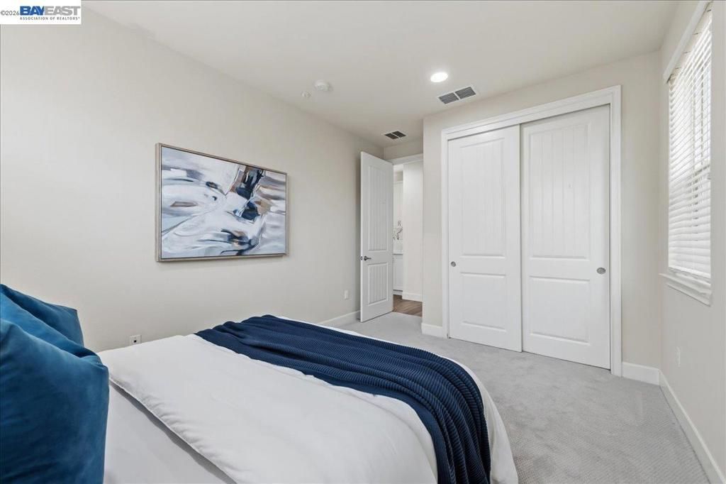 Image 29 of property listing at 3135 Central Pkwy, Dublin, CA 94568