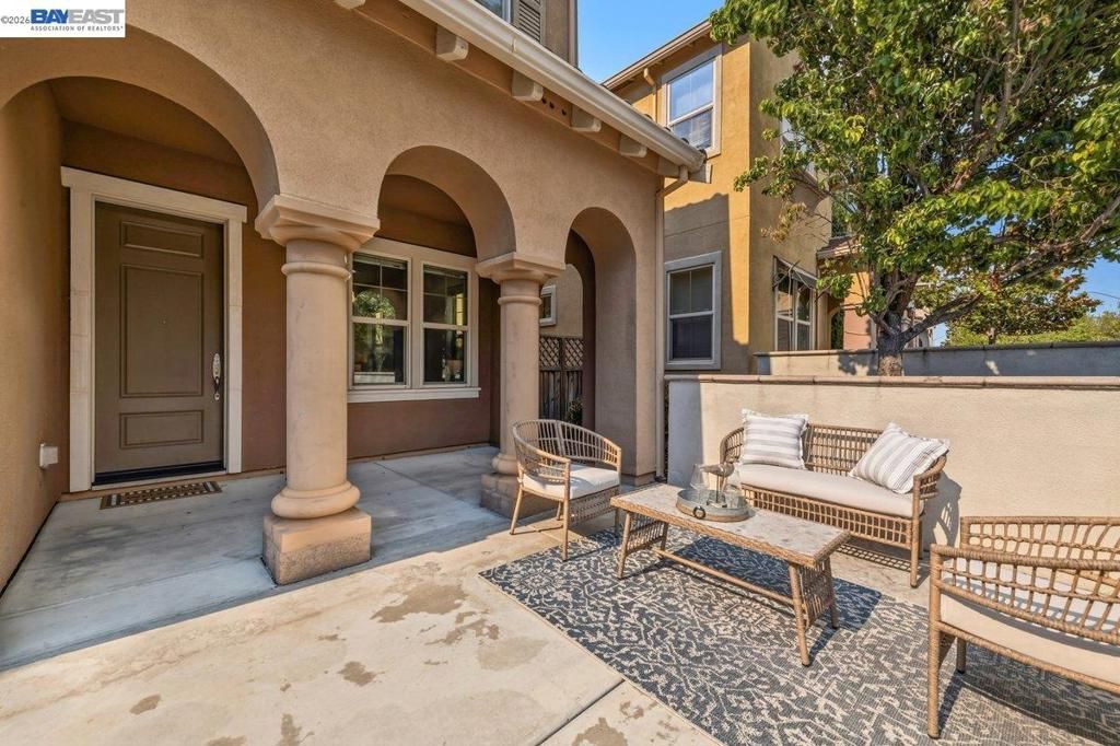 Image 3 of property listing at 3135 Central Pkwy, Dublin, CA 94568