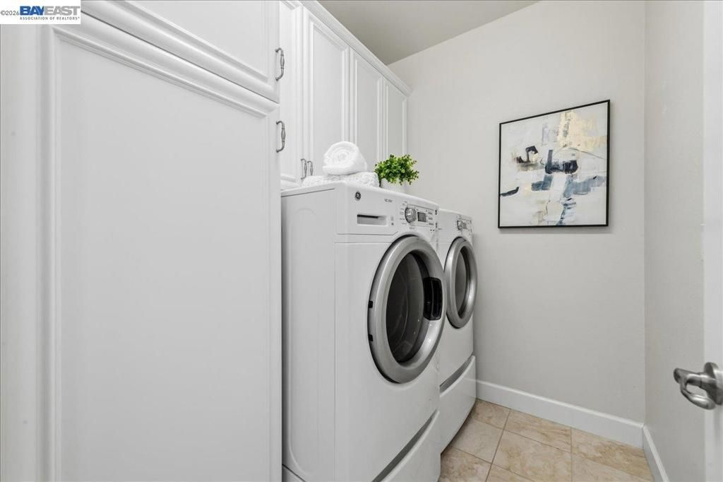 Image 36 of property listing at 3135 Central Pkwy, Dublin, CA 94568