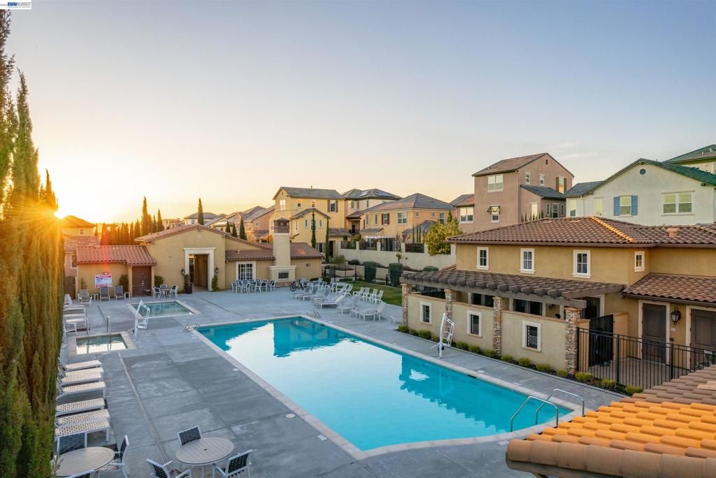 Image 42 of property listing at 3135 Central Pkwy, Dublin, CA 94568