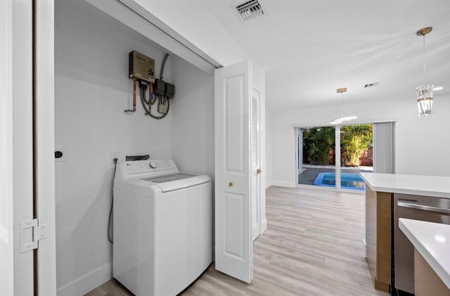 5710 NE 2nd Terrace, Fort Lauderdale, FL 33334