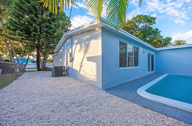 5710 NE 2nd Terrace, Fort Lauderdale, FL 33334