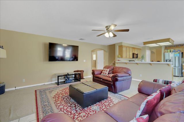 407 Whiterock Dr, Yuba City, CA 95991