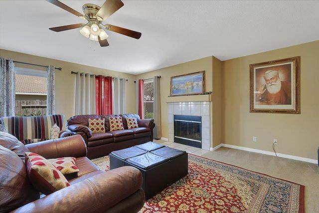 407 Whiterock Dr, Yuba City, CA 95991