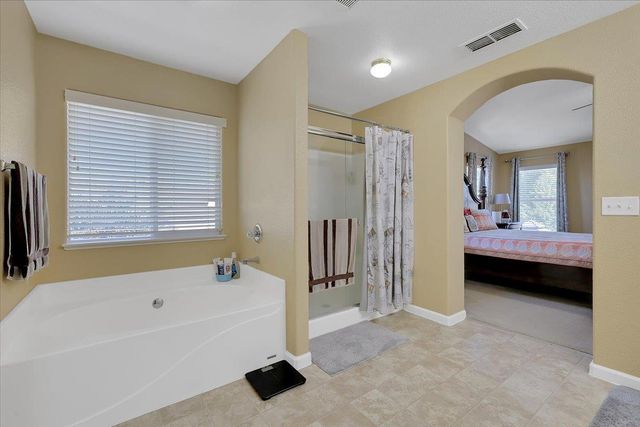 407 Whiterock Dr, Yuba City, CA 95991