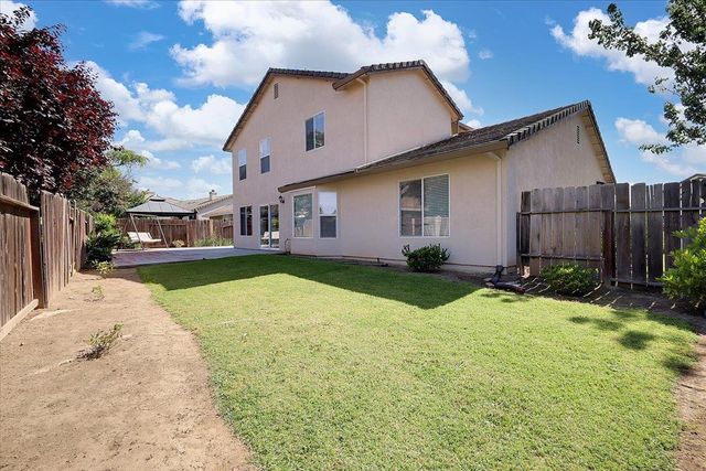 407 Whiterock Dr, Yuba City, CA 95991