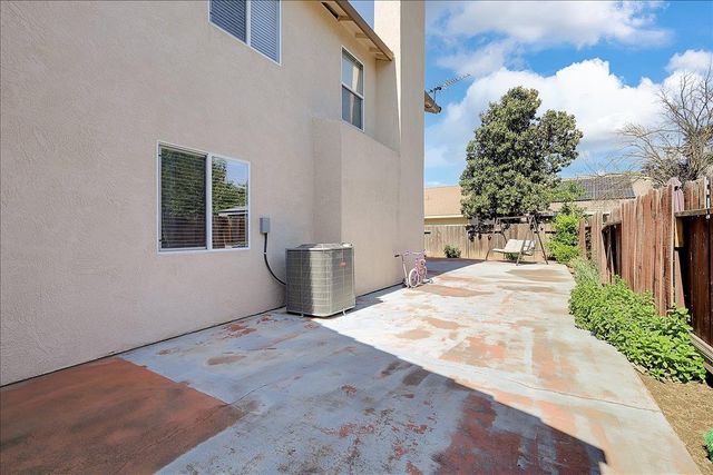 407 Whiterock Dr, Yuba City, CA 95991