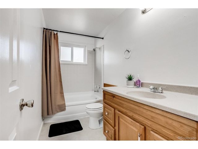 7101 Wolff St, Westminster, CO 80030