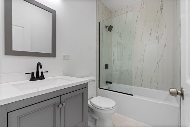 538 N Trumbull Avenue, Chicago, IL 60624