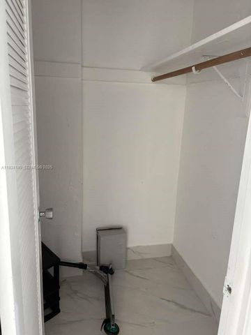 19390 Collins Ave PH-11, Sunny Isles Beach, FL 33160