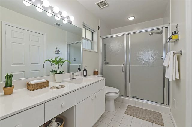 720 Lake Orchid Circle 202, Vero Beach, FL 32962