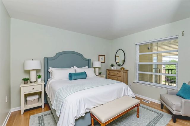 720 Lake Orchid Circle 202, Vero Beach, FL 32962
