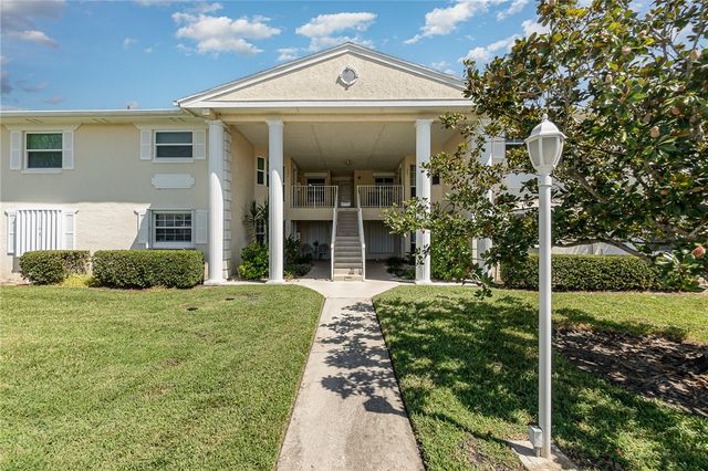 720 Lake Orchid Circle 202, Vero Beach, FL 32962