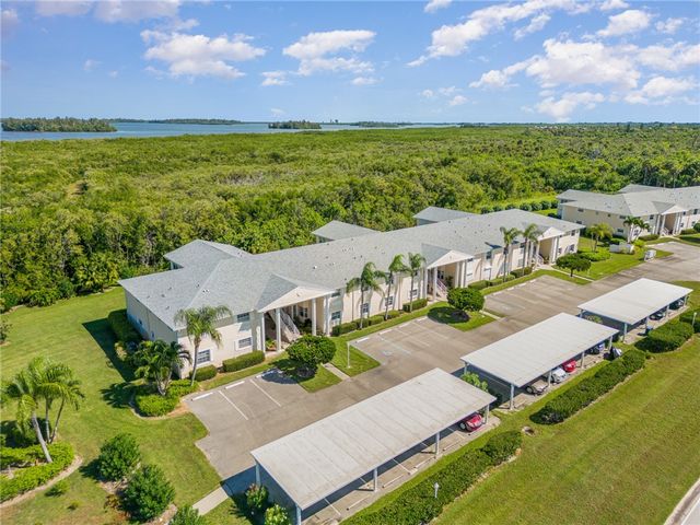 720 Lake Orchid Circle 202, Vero Beach, FL 32962
