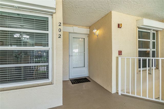720 Lake Orchid Circle 202, Vero Beach, FL 32962