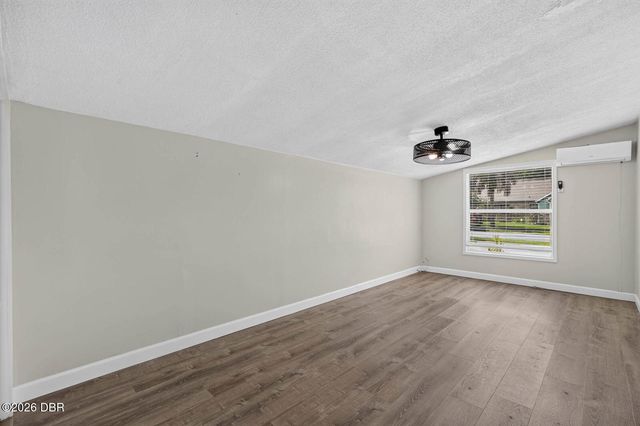 94 Rogers Park Drive, Ormond Beach, FL 32174