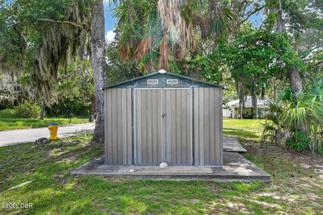 94 Rogers Park Drive, Ormond Beach, FL 32174