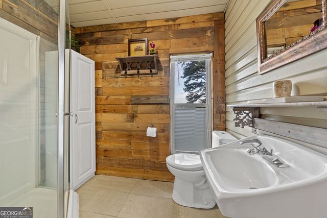 321 Barbara Point Road, Sparta, GA 31087