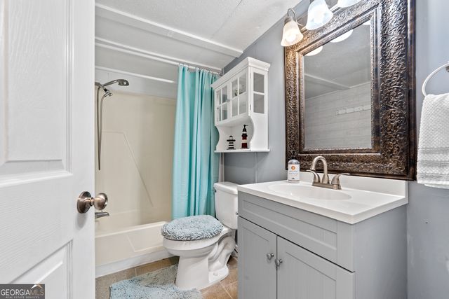 321 Barbara Point Road, Sparta, GA 31087