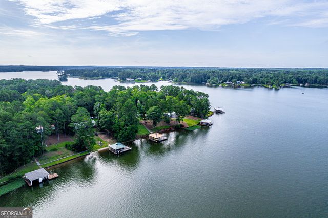 321 Barbara Point Road, Sparta, GA 31087