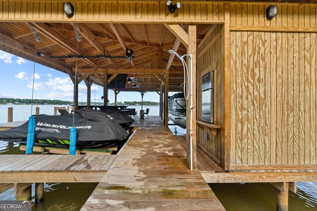 321 Barbara Point Road, Sparta, GA 31087