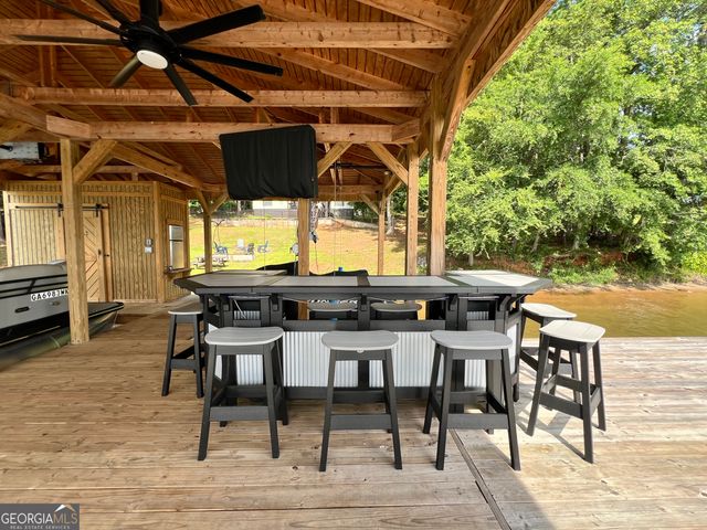 321 Barbara Point Road, Sparta, GA 31087