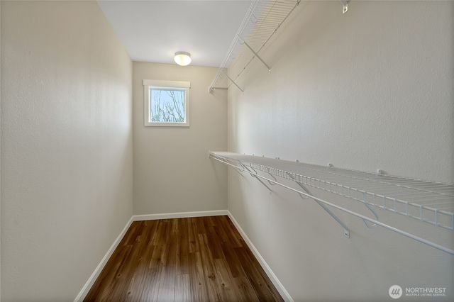 14925 Benton Loop, Sumner, WA 98390