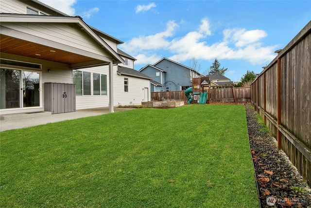 14925 Benton Loop, Sumner, WA 98390