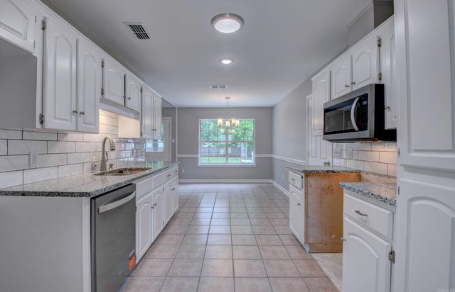 44 Red Oak Dr, Cabot, AR 72023