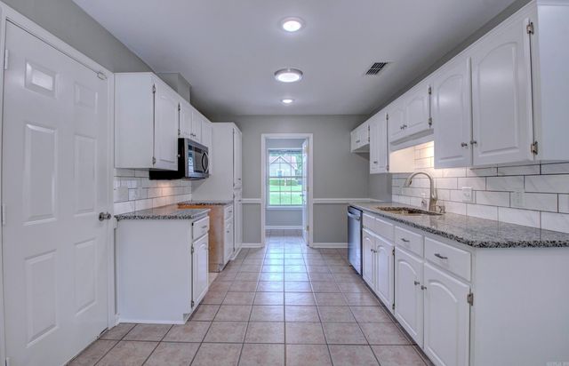 44 Red Oak Dr, Cabot, AR 72023