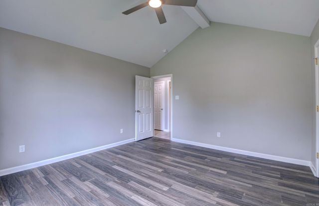 44 Red Oak Dr, Cabot, AR 72023