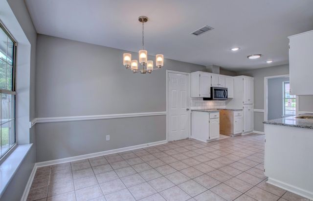 44 Red Oak Dr, Cabot, AR 72023