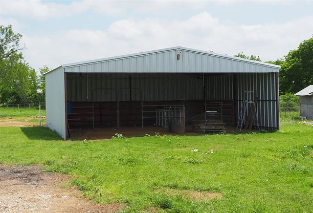 10720 FM 1385, Pilot Point, TX 76258