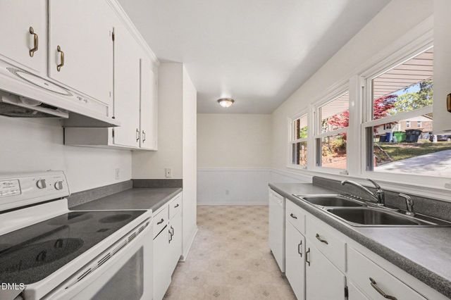 3309 Huntleigh Drive, Raleigh, NC 27604