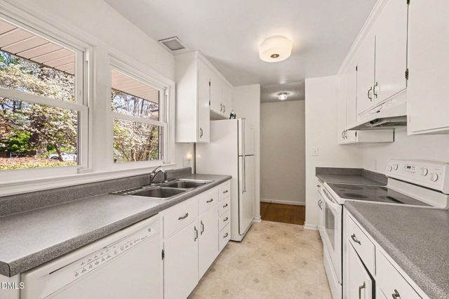 3309 Huntleigh Drive, Raleigh, NC 27604