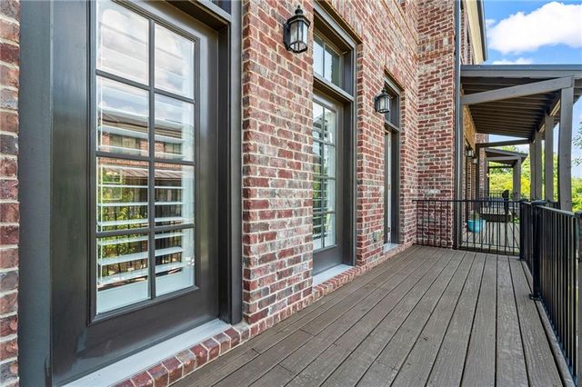 775 Hadley Lane NE, Marietta, GA 30068
