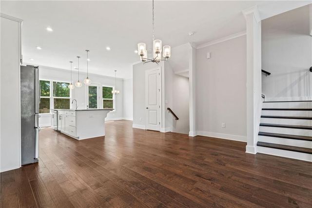 775 Hadley Lane NE, Marietta, GA 30068