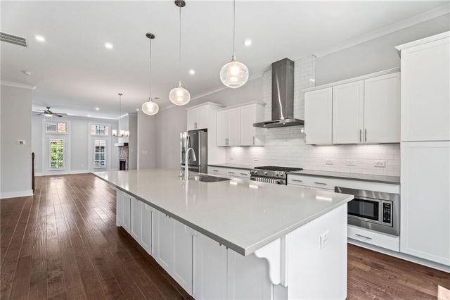 775 Hadley Lane NE, Marietta, GA 30068