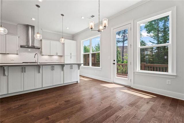 775 Hadley Lane NE, Marietta, GA 30068